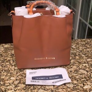 Brand new Dooney & Bourne natural small Barlow